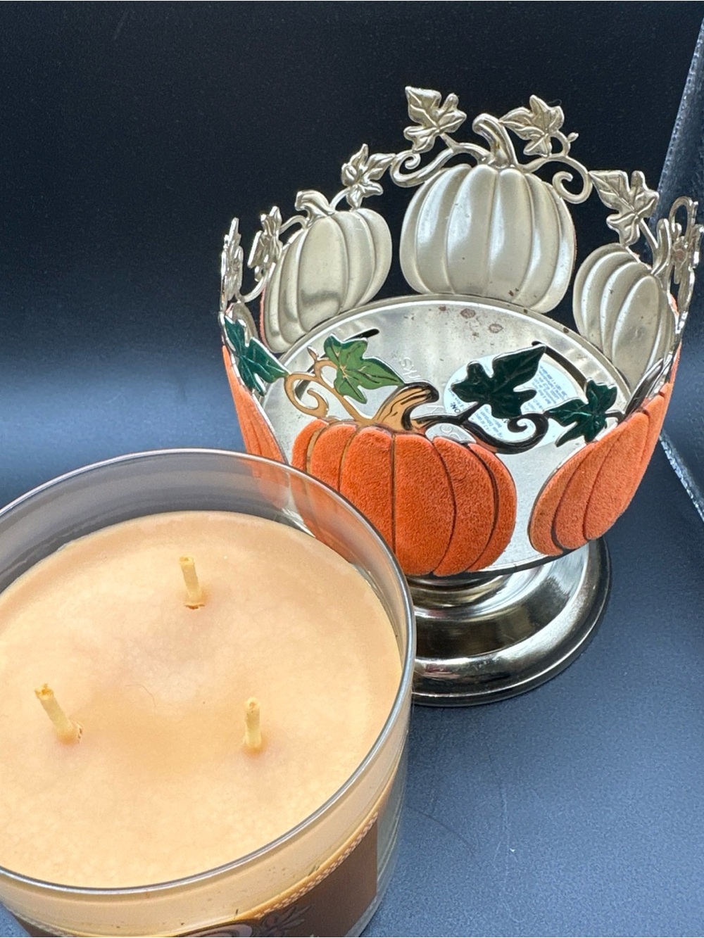 Bath & Body Works Caramel Pumpkin Swirl 3-Wick Candle & Pumpkin Holder Set - Picture 5 of 6